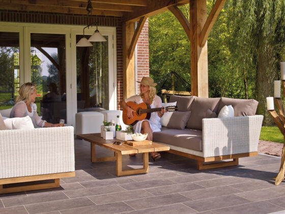 featured image - Revamp Your Outdoor Space with Stylish Patio Furniture Sets