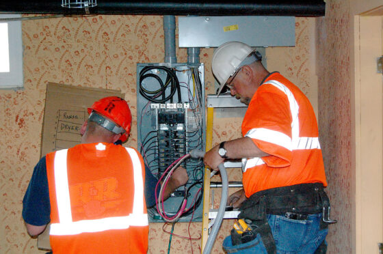 featured image - Benefits of Hiring a Commercial Electrical Service