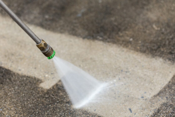 featured image - Pressure Washing What You Need to Know for Effective Cleaning