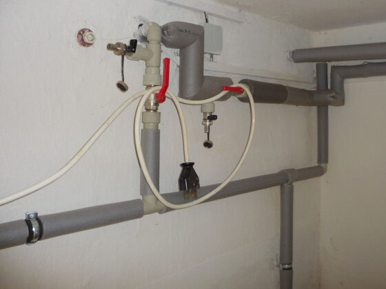 featured image - Stop Knocking Pipes How Do I Remove Air from My Water Pipes