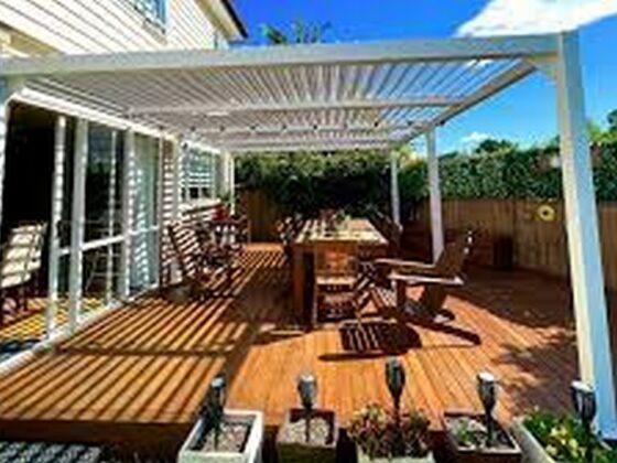 featured image - Decoration Tips for Your Backyard Pergola