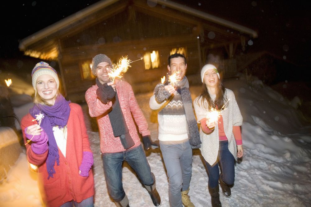 How to Host an Amazing Outdoor Party in Winter